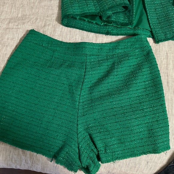 Lovely green blazer skort set from Zara - Picture 7 of 7